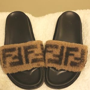 Fendi Slides